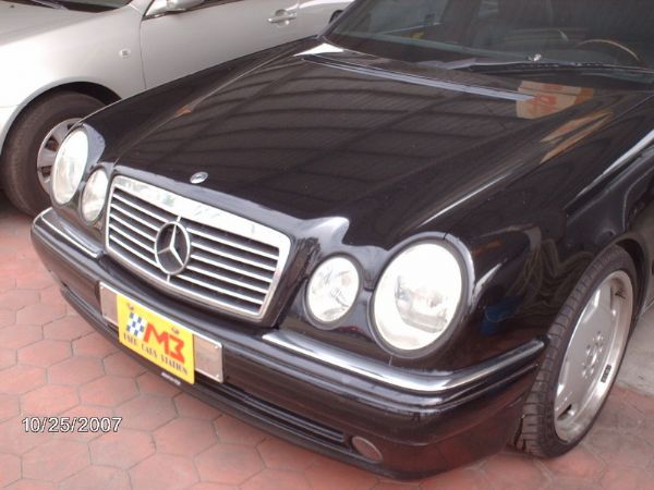 1998 賓士E320 AMG(低價促銷中.歡迎來電詢問)  照片1