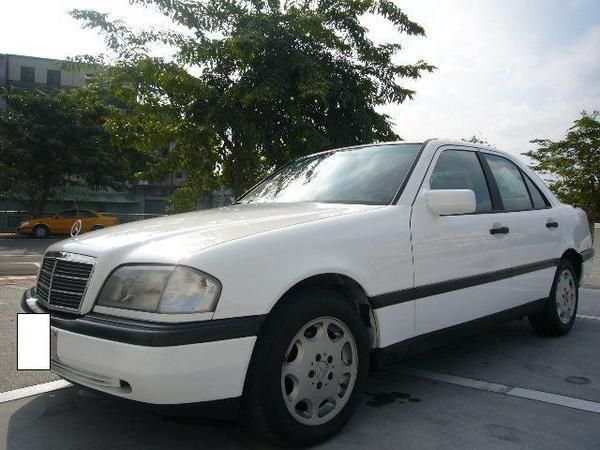 BENZ C180 照片1