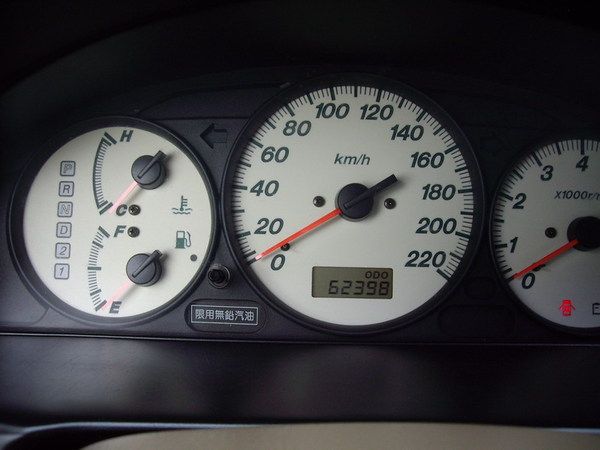 2002年TIERRA 1.6 白色少跑-原車主的心肝寶貝-超顧車-只賣17.8萬 照片8
