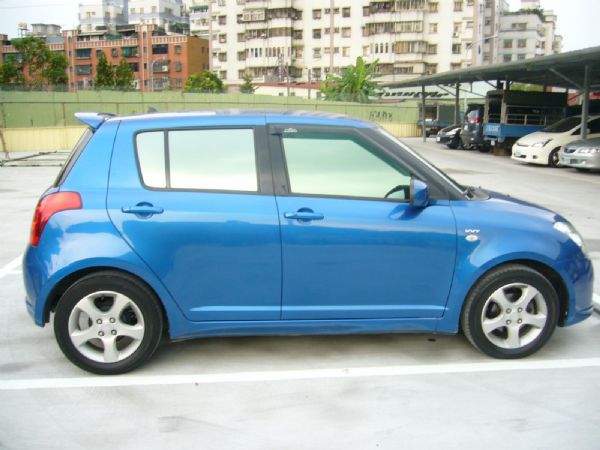 Suzuki Swift 照片3