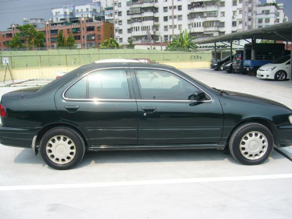 Nissan Sentra CE 照片4