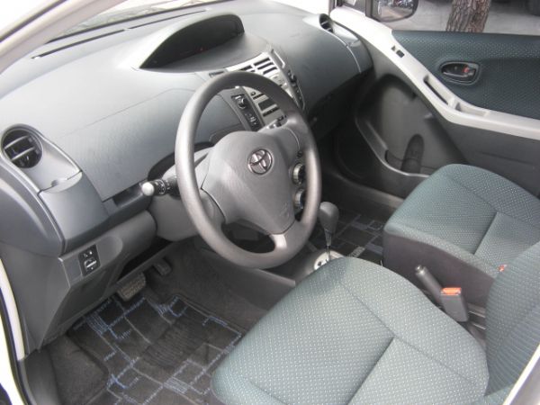 YARIS 1.5 照片2