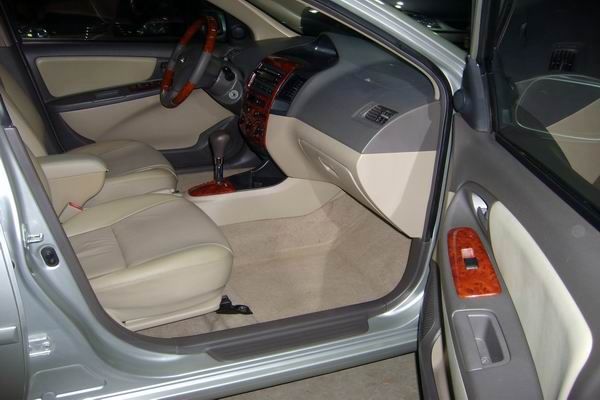 05年VIOS-銀色最時尚的小車˙輕鬆就能擁有˙只要32.8萬§ 照片4