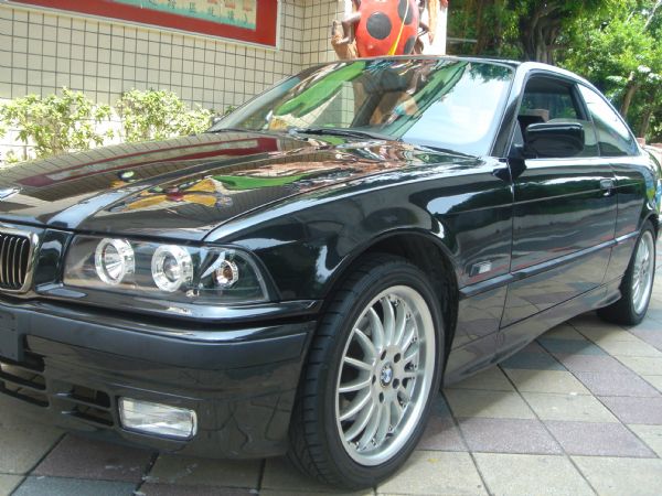 BMW 318IA 照片1