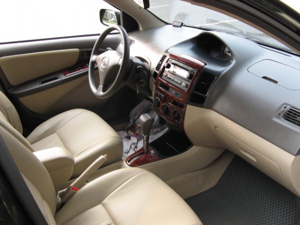 TOYOTA VIOS 1.5E 照片5