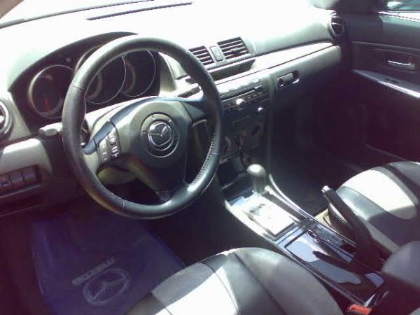 06 MAZDA3  2.0S 紅色 照片3