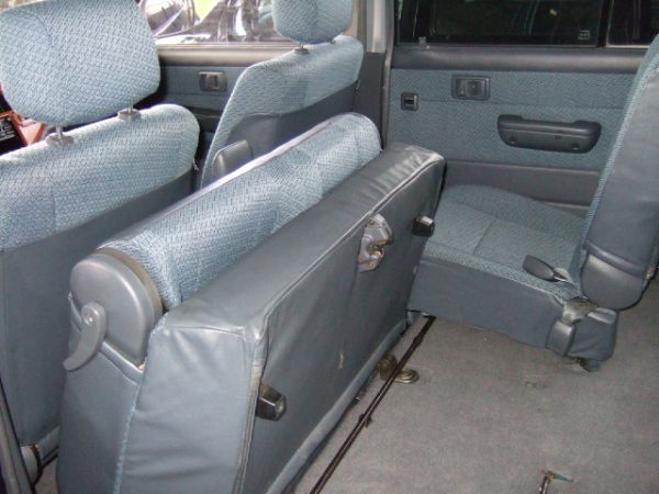 2002 TOYOTA SURF 1.8 照片3