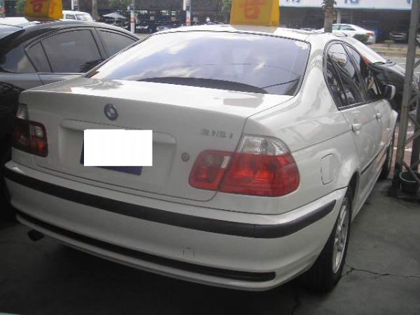 BMW 318I 照片2