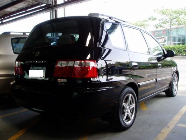【TACA】2003年 KIA CARENS 1.8 黑色 七人座休旅車  照片5