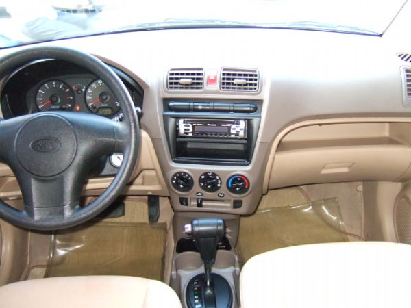 2005 KIA Euro Star 照片6