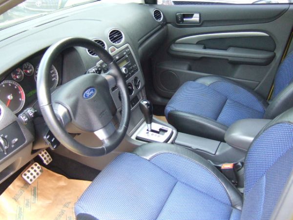 2007 FORD FOCUS S2.0 照片7