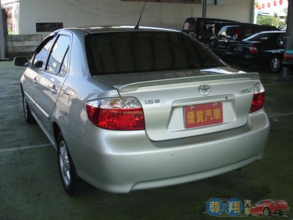 Toyota豐田 Vios 照片6