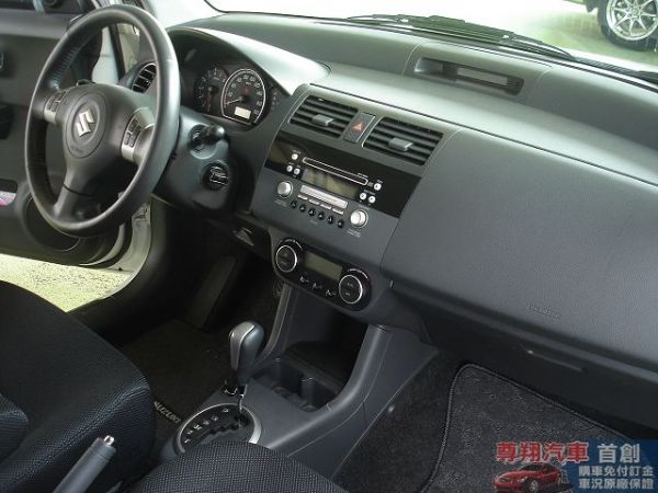 Suzuki 鈴木 Swift 照片9