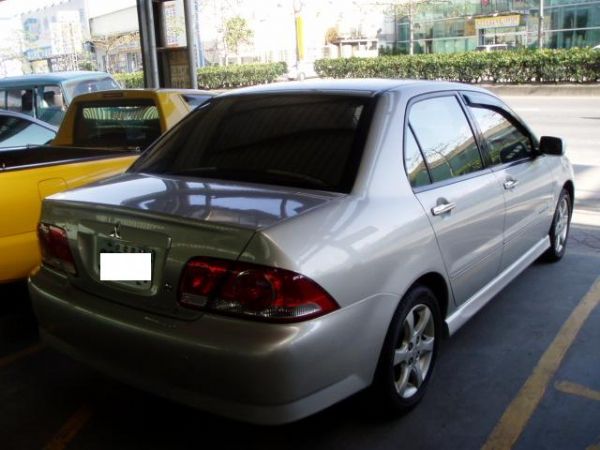 【TACA】2004年 MITSUBISHI GLOBAL LANCER 1.8 手自排 銀色 照片4