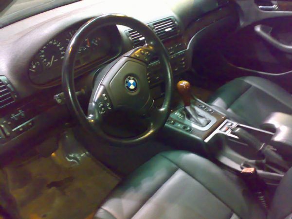 00 BMW 320i 黑色黑內裝 勁裝上場 照片2