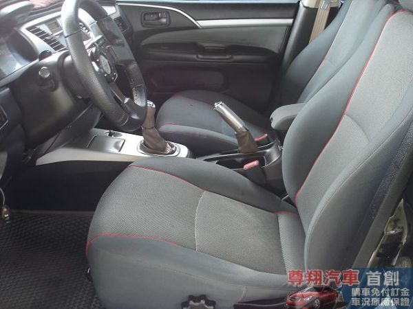 Mitsubishi 三菱 Global Lancer 照片8