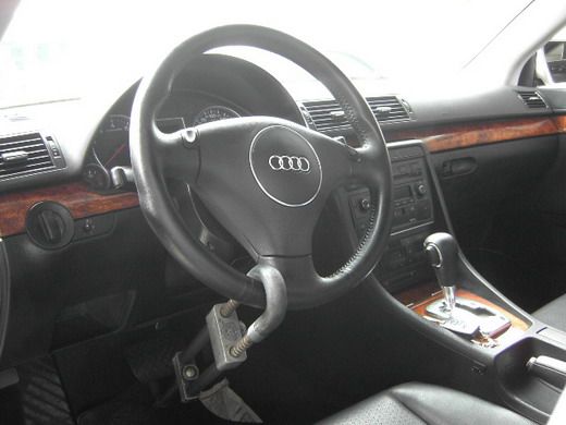 AUDI 照片2