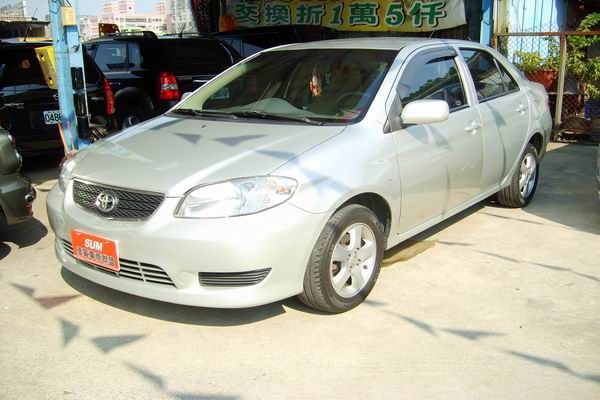 03年VIOS-E版豪華型~銀色最時尚的小車˙輕鬆就能擁有˙只要26.8萬§ 照片1