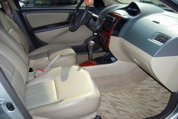 03年VIOS-E版豪華型~銀色最時尚的小車˙輕鬆就能擁有˙只要26.8萬§ 照片4