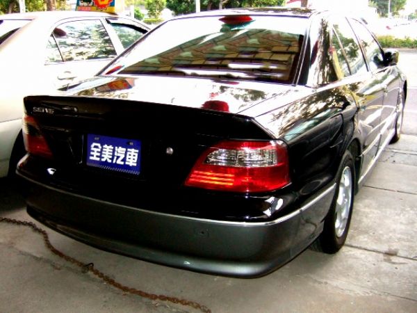 2002 Mitsubishi Galant 照片2