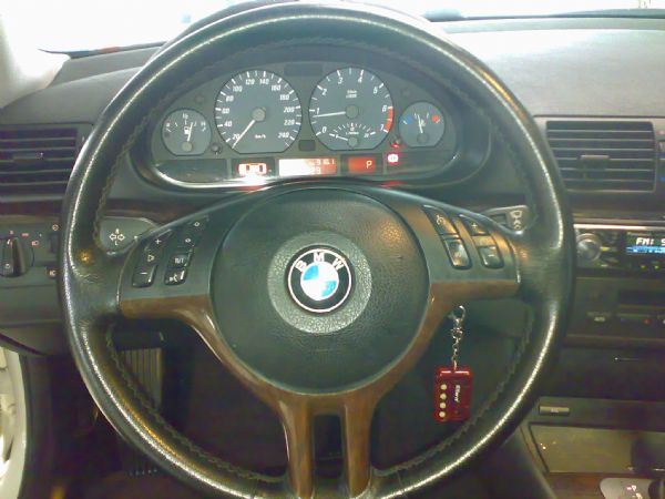 BMW 318Ci 白色 配備頂級 內裝更是優 照片5