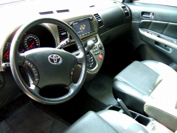 2006 Toyota Wish Z-optin 照片7