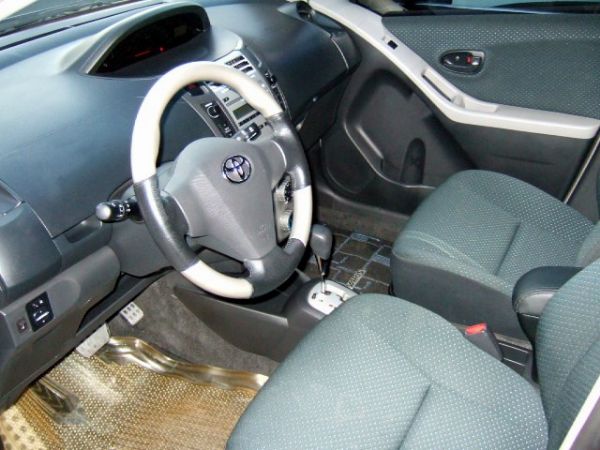 2007 Toyota Yaris 1.5 照片6