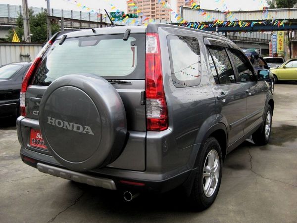 HONDA~CR-V~06年新車色~稀有科技灰~保證純跑2萬公里唷! 照片8