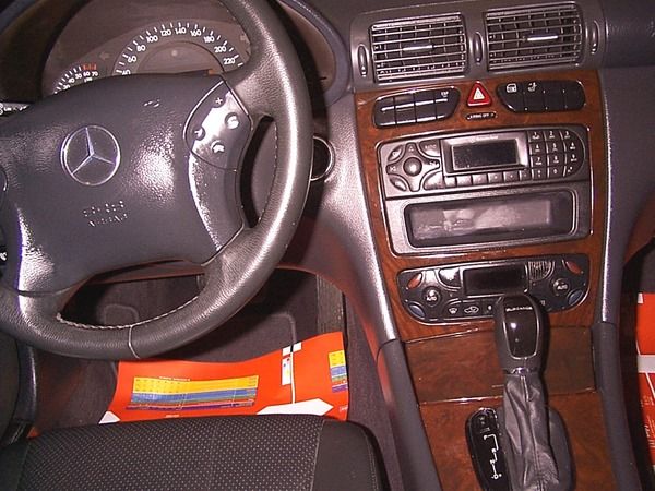 2003年Benz/朋馳 C240 V6 2.6 中華車  照片9