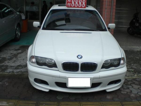 BMW/寶馬  325i 照片1