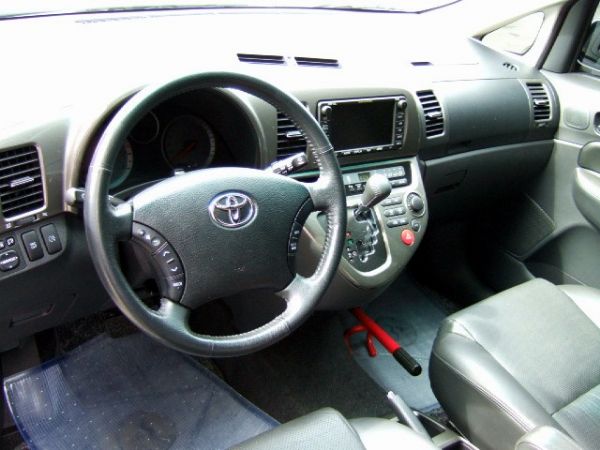 2006 Toyota Wish 2.0G 照片5