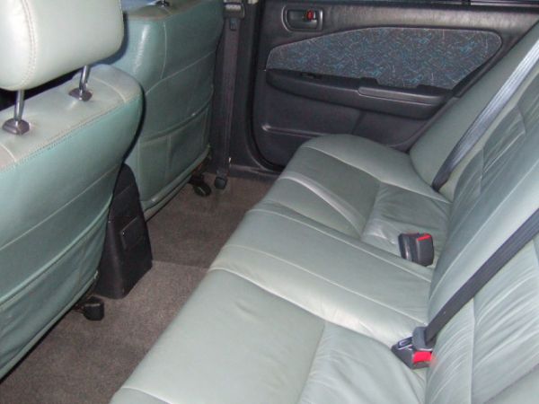 1999Toyota Premio1.6 照片5