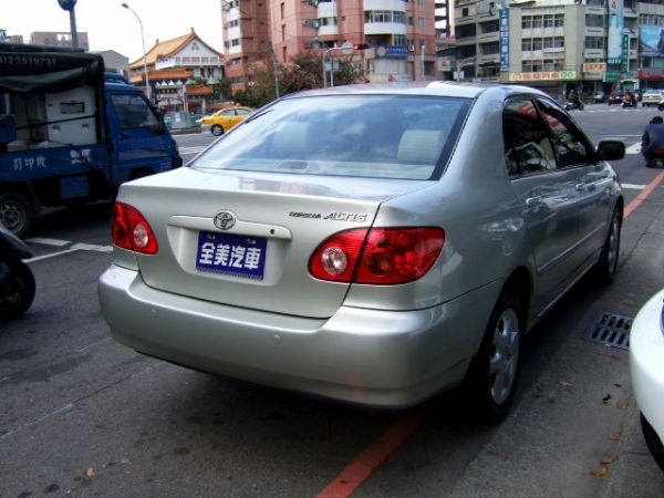 Toyota Altis 照片3