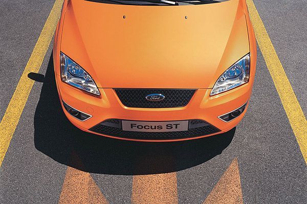 FOCUS  2.5  ST 照片3