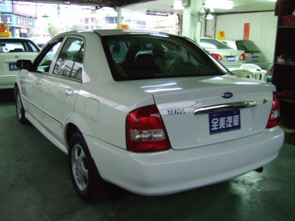 2000 Ford Tierra1.6 照片4