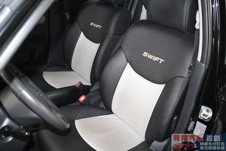05年Swift黑色1.5~最夯的小車 照片7
