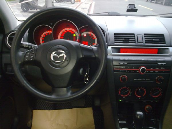 MAZDA 3 2.0 S版 照片6