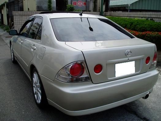 LEXUS IS200 照片9