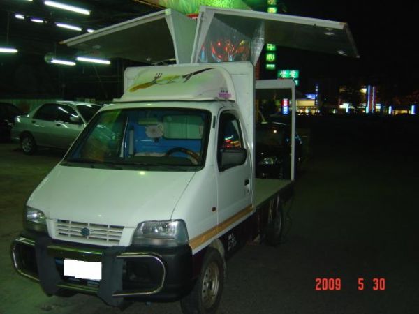 鷗翼行動咖啡車 照片2