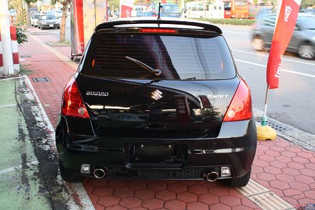 07年SWIFT黑色T3大包~超夯小車 照片4