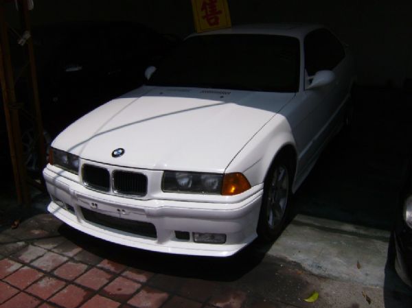 BMW 318 CI 照片1