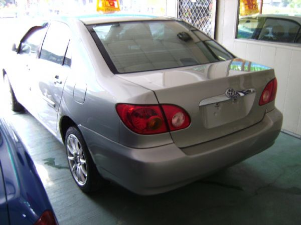 ALTIS 1.8 E 照片3