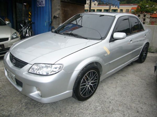 Mazda 323 Protege 照片2