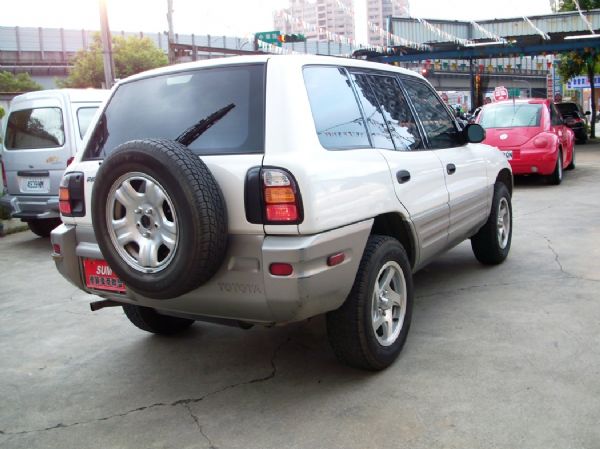 TOYOTA-RAV-4~最美的都市越野 照片4