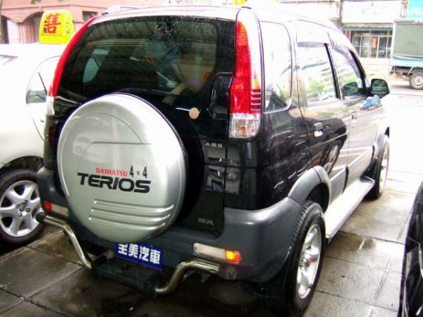 2004 Daihatsu Terios 照片3