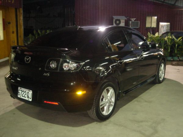 MAZDA 3 照片2