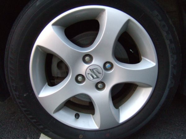 2007 Suzuki Swift 照片5