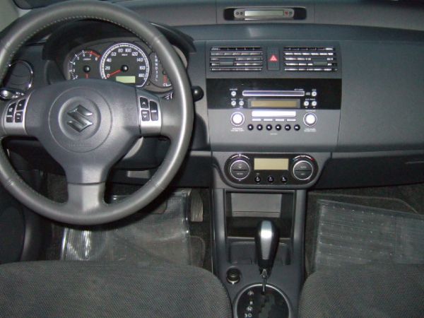 2007 Suzuki Swift 照片9