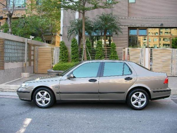 SAAB//9-5*2.0 照片5