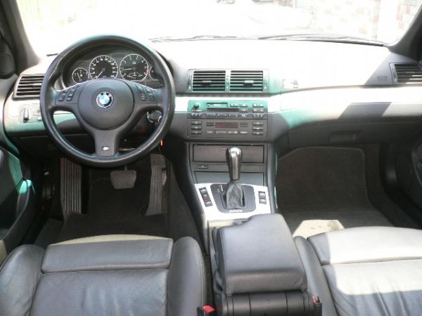 BMW\330I 照片2